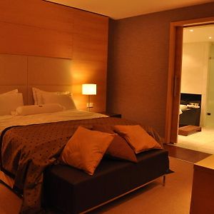 Deluxe Zimmer mit Kingsize-Bett